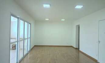 Imagem 1: Apartamento para alugar - Centro - 155 m² com 3 suítes em piso laminado de madeira, sala 3