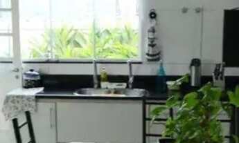 Imagem 7: Casa alto padrão - Condomínio