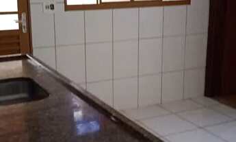 Imagem 3: Casa 4 comodos Casa com 2 dormitórios