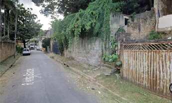 Imagem 3: Terreno em excelente localização na Sagrada Família de 360m2