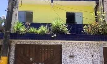 Imagem 2: Apartamento Orla Boca do Rio 2/4 2º andar cond. fechado próximo praia