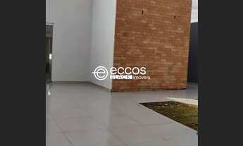 Imagem: Casa à venda, 3 quartos, 1 suíte, 3 vagas