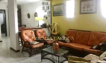 Imagem: Casa à venda e locação anual com 2 quartos