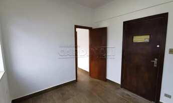 Imagem 3: Comercial Sala / Salão com Condomínio em Araraquara