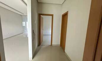 Imagem 7: CASA EM RUA PÚBLICA