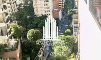 Imagem 4: Apartamento á venda no Jardins Reformado com 182m² 3vagas, 3 dormitórios sendo 1 suíte - J