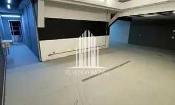 Imagem 4: Casa à venda no Jardim Britânia com 400m² 3 dormitórios 1 suíte 4 banheiros 6 vagas