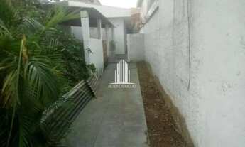 Imagem 2: Casa com 3 cômodos e mais um cômodo separado, quintal bem grande e casa com boa localizaçã