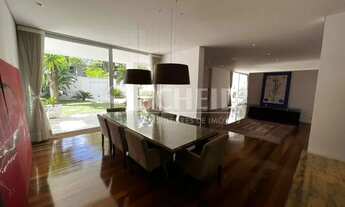 Imagem 6: Casa de 850 AUm² com 3 Suítes à venda na Região do Jardim América