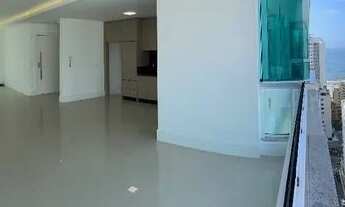 Imagem 1: Ap. em Balneário Camboriú Centro, 3 suites 3 vagas de garagem vista mar