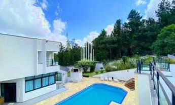 Imagem 2: Locação Casa de alto padrão, Residencial 10, com 4 suítes, área de lazer com piscina