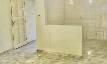 Imagem 6: Aluga se casa 2 quartos, sala , cozinha, lavanderia, 2 banheiros e garagem