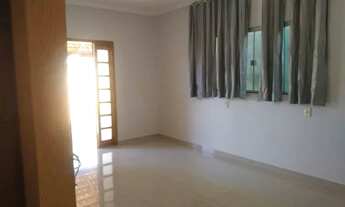 Imagem: LC VENDO EXCELENTE CASA NO RETIRO