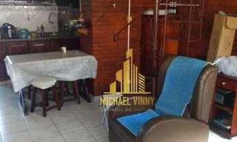 Imagem: Casa com 4 quartos quase pé da areia