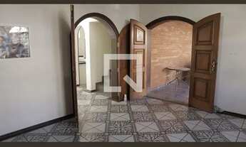 Imagem 3: Casa para Aluguel - Vila Carminha , 5 Quartos, 200 m2