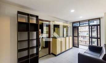 Imagem 2: Apartamento para Aluguel - Icaraí, 2 Quartos, 65 m2