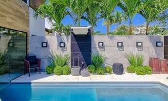 Imagem 5: Casa de condomínio para venda tem 450 metros quadrados com 4 quartos