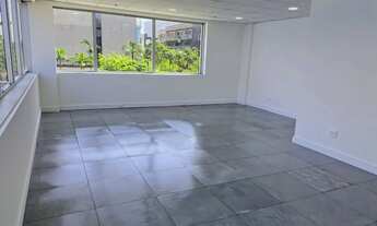 Imagem 3: Salão comercial na Barra da Tijuca com ótima localização