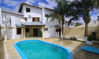 Imagem: Alugue Sobrado com 5 Quartos, piscina, hidromassagem