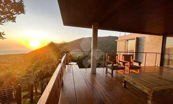 Imagem: Casa alto padrão com 3 dormitórios e vista