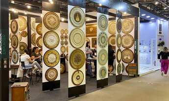 Imagem 3: VENDO ESTAND PARA EXPOSIÇÃO DE QUADROS E MÓVEIS IDEAL PARA FEIRAS