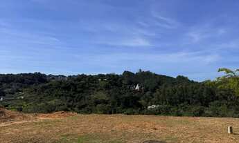 Imagem 4: Terreno belíssimo com vista para o castelo da Vila Medieval