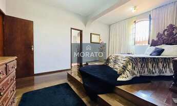 Imagem 4: Casa com 3 quartos sendo 2 suítes com 4 vagas de garagem no bairro Santa Amélia