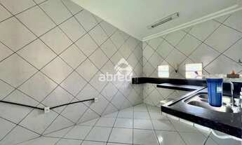 Imagem 2: Imóvel para aluguel tem 171 metros quadrados com 3 quartos em Candelária - Natal - RN