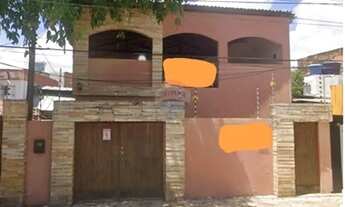 Imagem: Casa Ampla, ideal para fins comerciais e