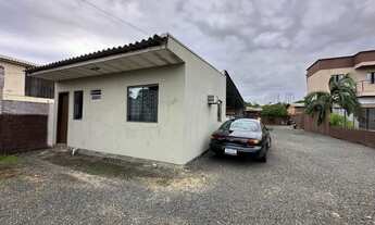 Imagem 7: Pavilhão medindo 180,00m² e Kitinet , construídos em terreno medindo 509,74m²