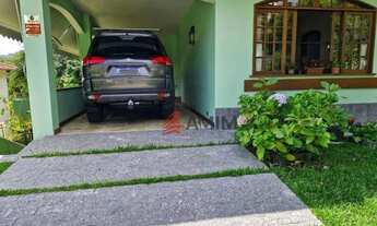 Imagem: Casa com 3 Quartos (1 Suíte) à Venda