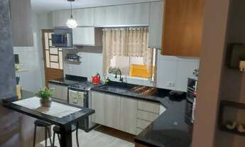 Imagem 4: Casa sobreposta mobiliada em condominio fechado