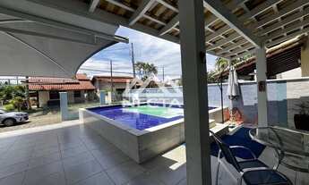 Imagem 6: Casa à Venda em Condomínio Fechado com Piscina e Lazer Completo