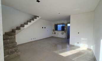 Imagem 2: Geminado para Venda em Araquari, Volta Redonda, 2 dormitórios, 2 suítes, 1 banheiro, 2 vag