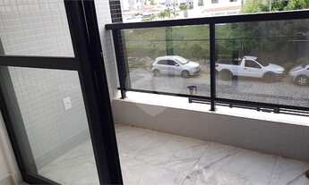 Imagem 6: Apartamento pronto para morar com três dormitórios e varanda na região do Bessa