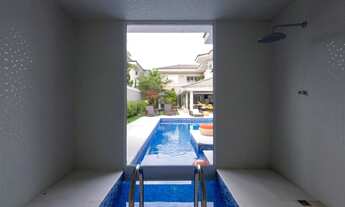 Imagem 7: Casa de condomínio sobrado para venda possui 558 metros quadrados com 5 quartos