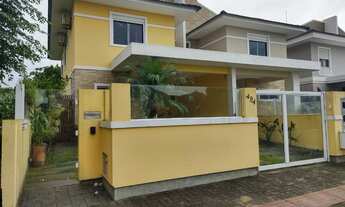 Imagem 2: Casa para venda com 144 metros quadrados com 3 quartos em Campeche - Florianópolis - SC