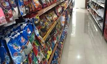 Imagem 4: Loja a venda Galpão / depósito com 4 vagas na garagem