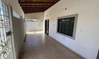 Imagem 6: Alugo Casa com 3 quartos sendo duas suítes na Avenida principal na região do CPA