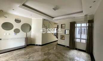 Imagem: Casa para aluguel, 3 quartos, 2 suítes