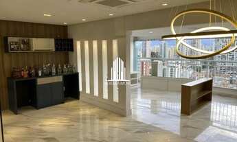 Imagem 2: Apartamento á venda de 3 dormitórios sendo 3 suítes com 2 vagas de garagem. Condomínio exc