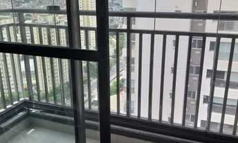 Imagem 5: Apartamento para aluguel tem 30 metros quadrados com 1 quarto varanda com vidro , móveis p