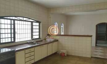 Imagem 2: Sobrado possui 180 M²,3 quartos em Centro - Jacareí - SP