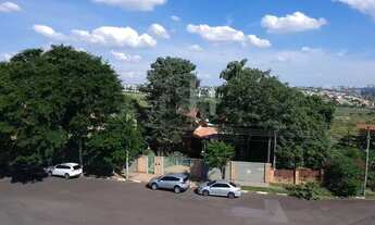 Imagem: Sobrado para venda possui 386 metros quadrados