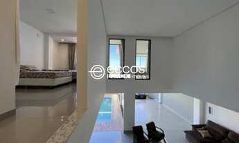 Imagem 5: Casa para aluguel, 4 quartos, 4 suítes, 4 vagas, LARANJEIRAS - Uberlândia/MG