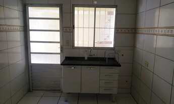 Imagem 2: Casa para aluguel possui 101 metros quadrados com 3 quartos