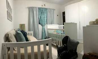 Imagem 4: Sobrado para aluguel e venda possui 180 metros quadrados com 3 quartos