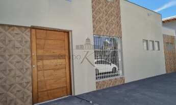 Imagem: Casa / Comercial / Residencial - Jardim