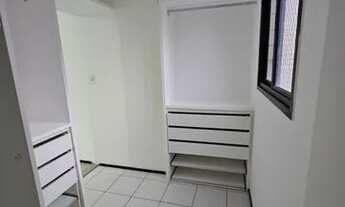 Imagem 7: Apartamento para aluguel possui 120 metros quadrados com 3 quartos em Ponta D'Areia