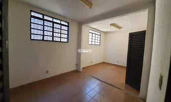 Imagem 7: Casa para aluguel, 4 quartos, 2 vagas, SEGISMUNDO PEREIRA - Uberlândia/MG